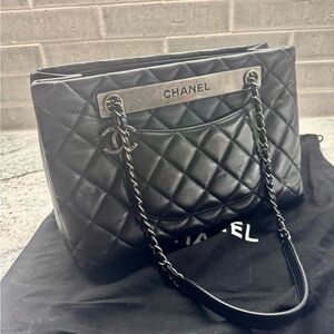 CHANEL Black Quilted Lambskin Leather Trendy CC Shopping Tote Bag